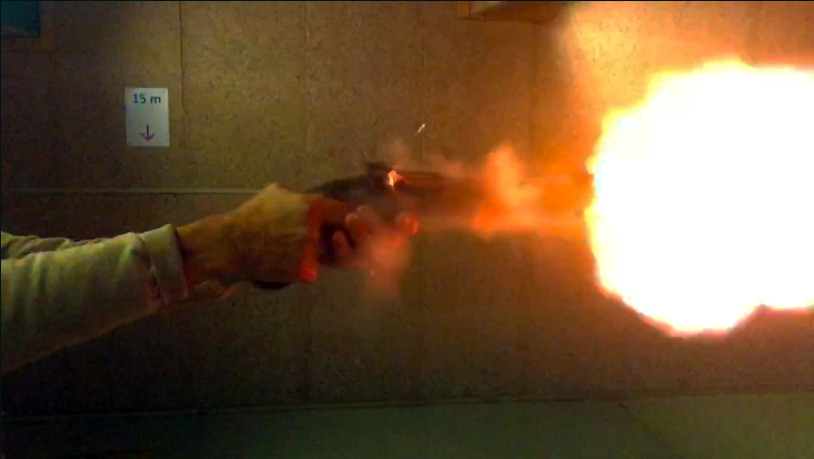 Einzelbild aus dem Vorderlader Pistole Video